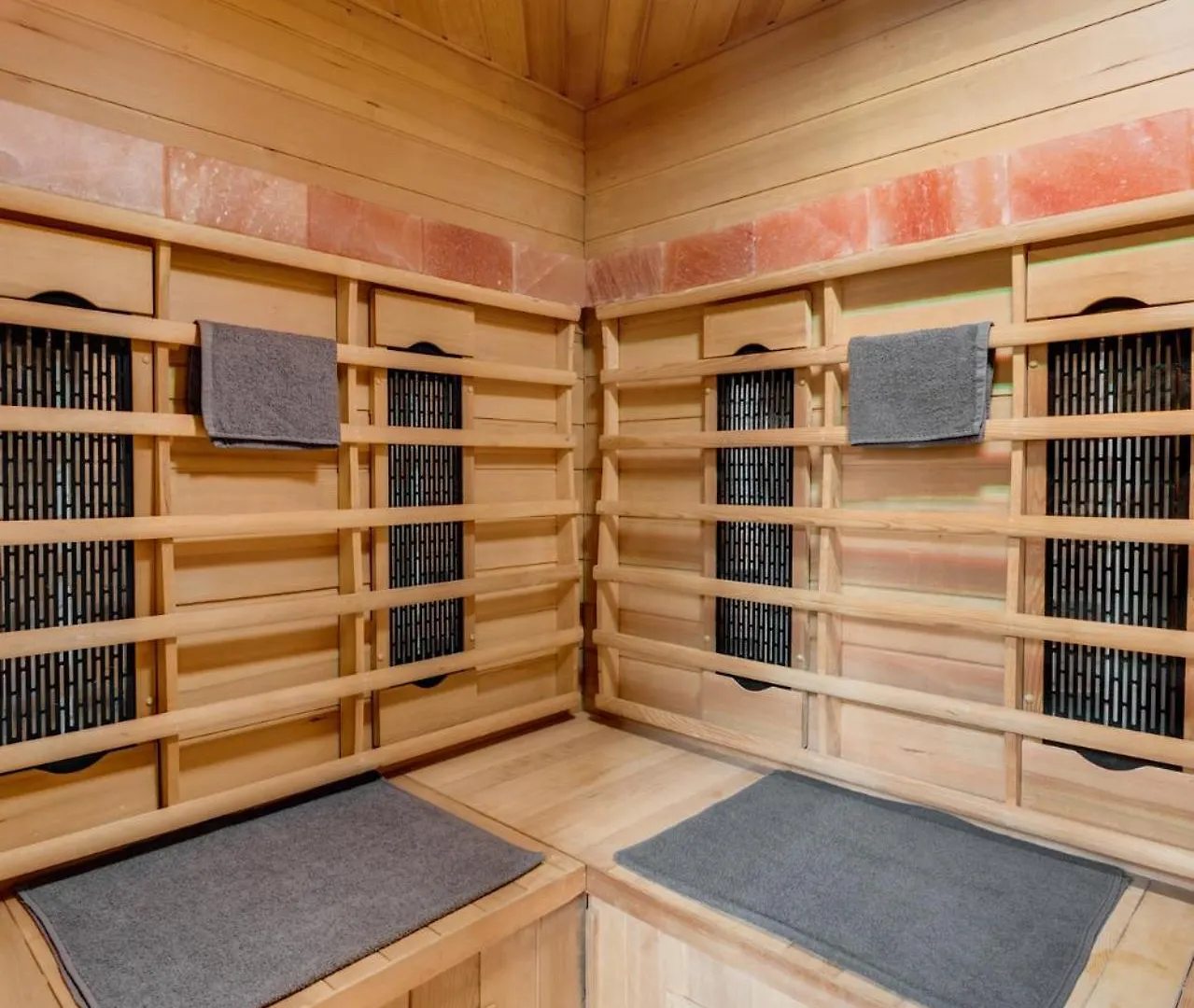 Апартаменты Relaxroom Sauna Balneotherapie Detente Lavernose-Lacasse